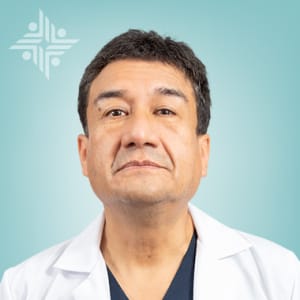 Dr. Einstein Gustavo Hidalgo Flores - Pediatra Neonatologo Quito